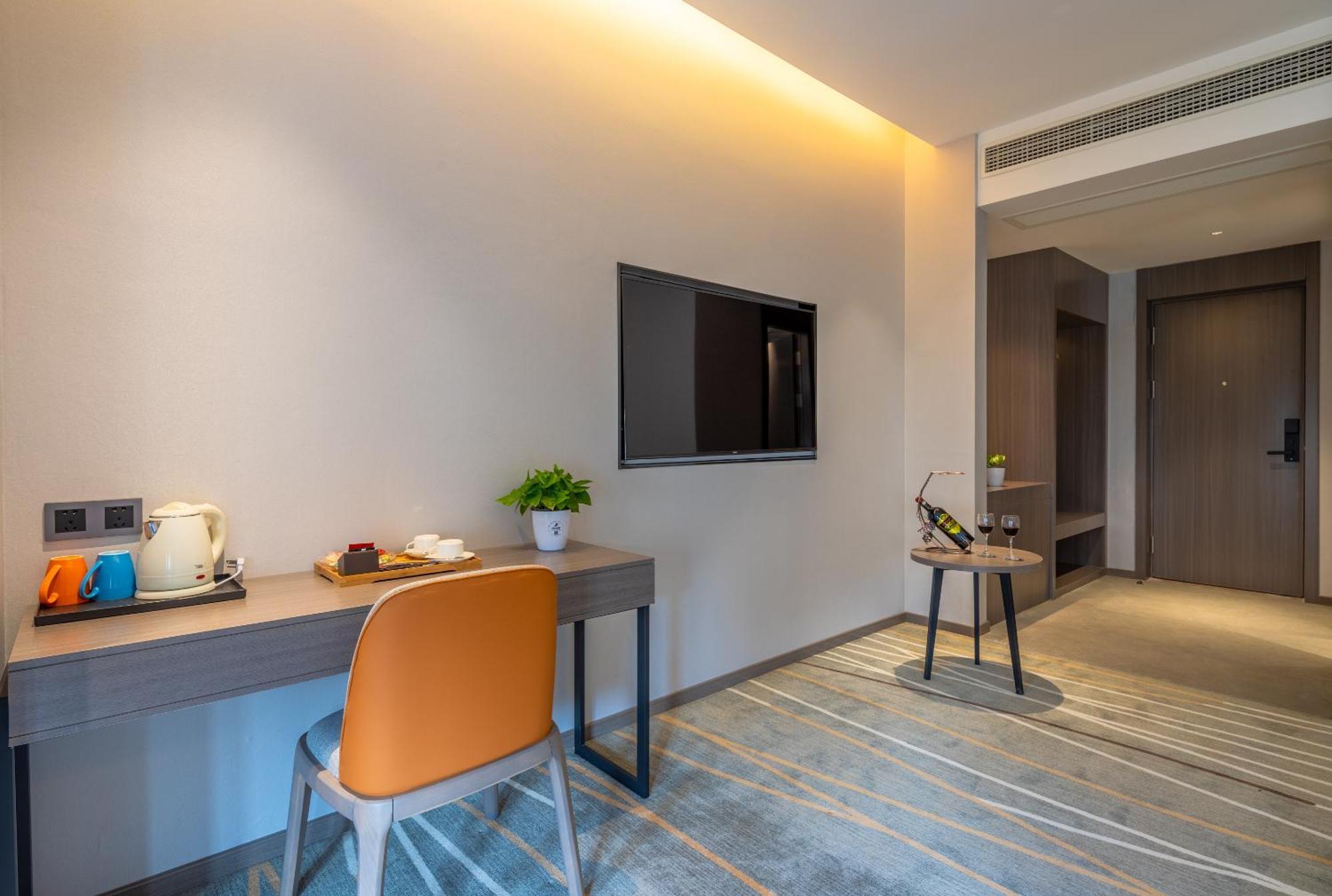 Luzhou Baian Smart Hotel Екстер'єр фото