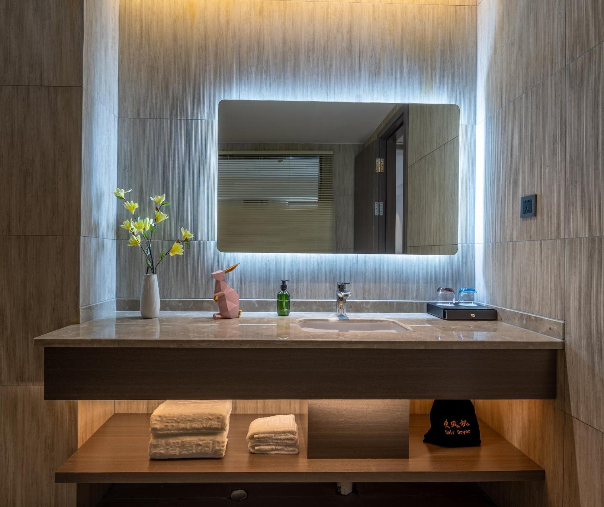 Luzhou Baian Smart Hotel Екстер'єр фото